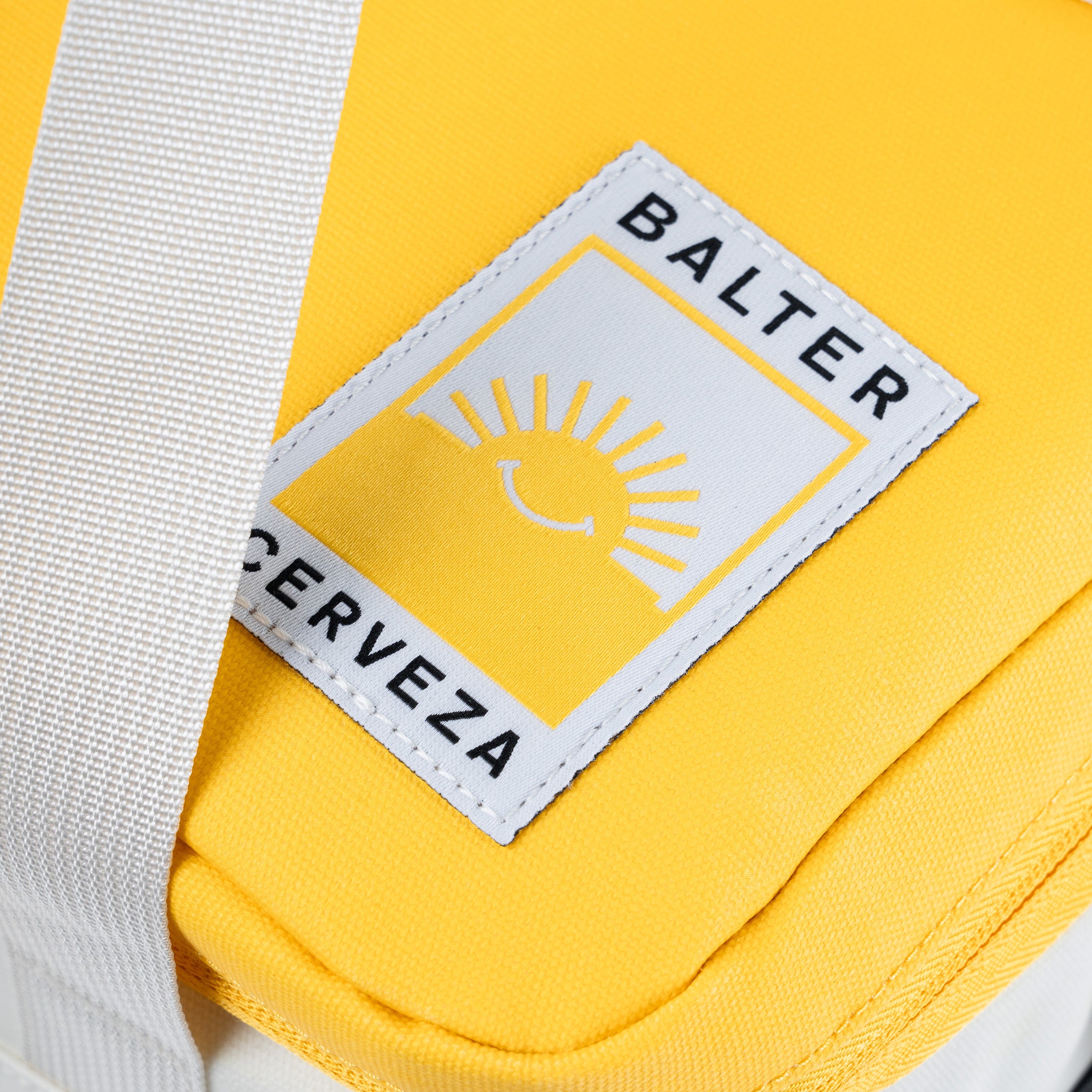 Premium Beer Duffle - Cerveza