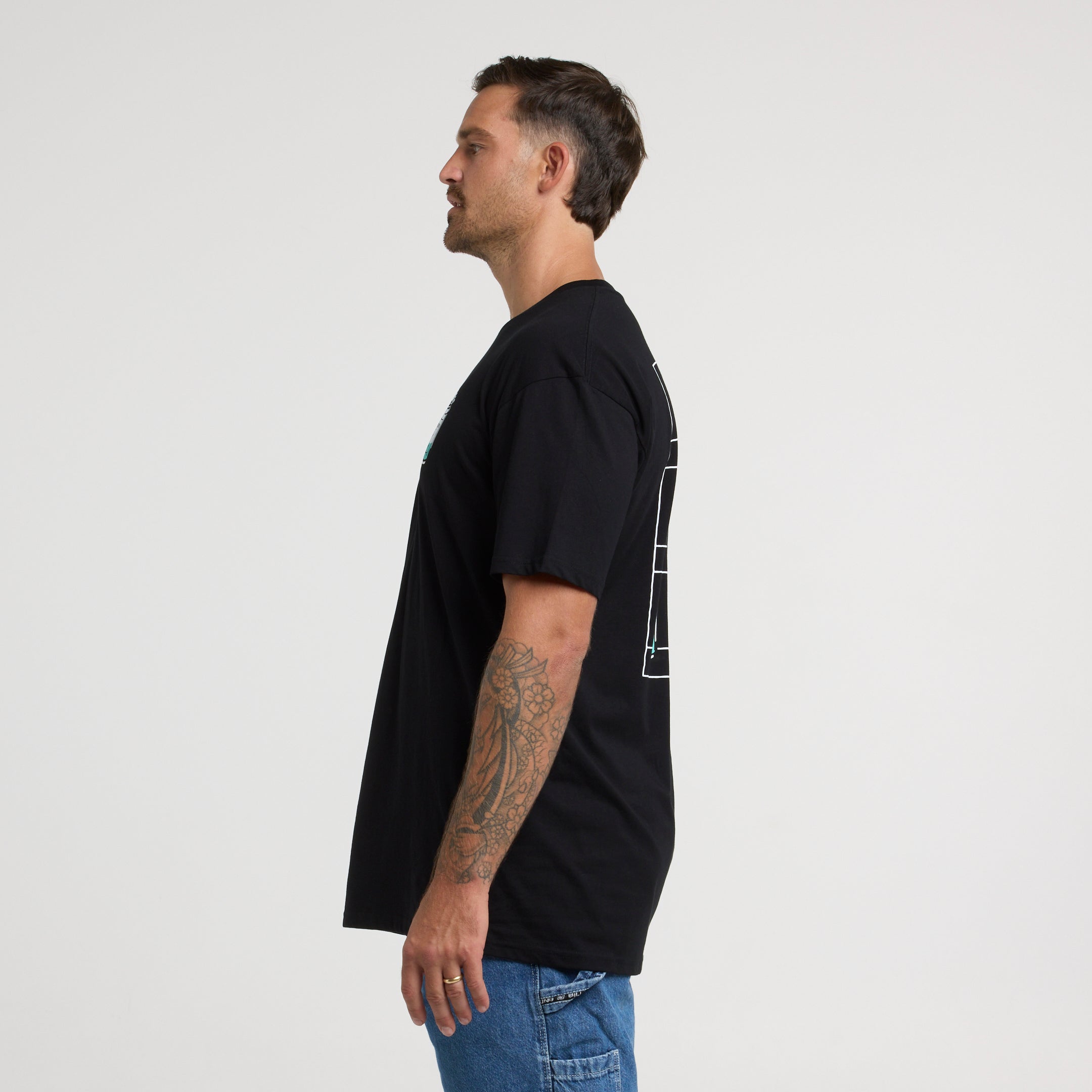 Deconstructed Can Tee - Black