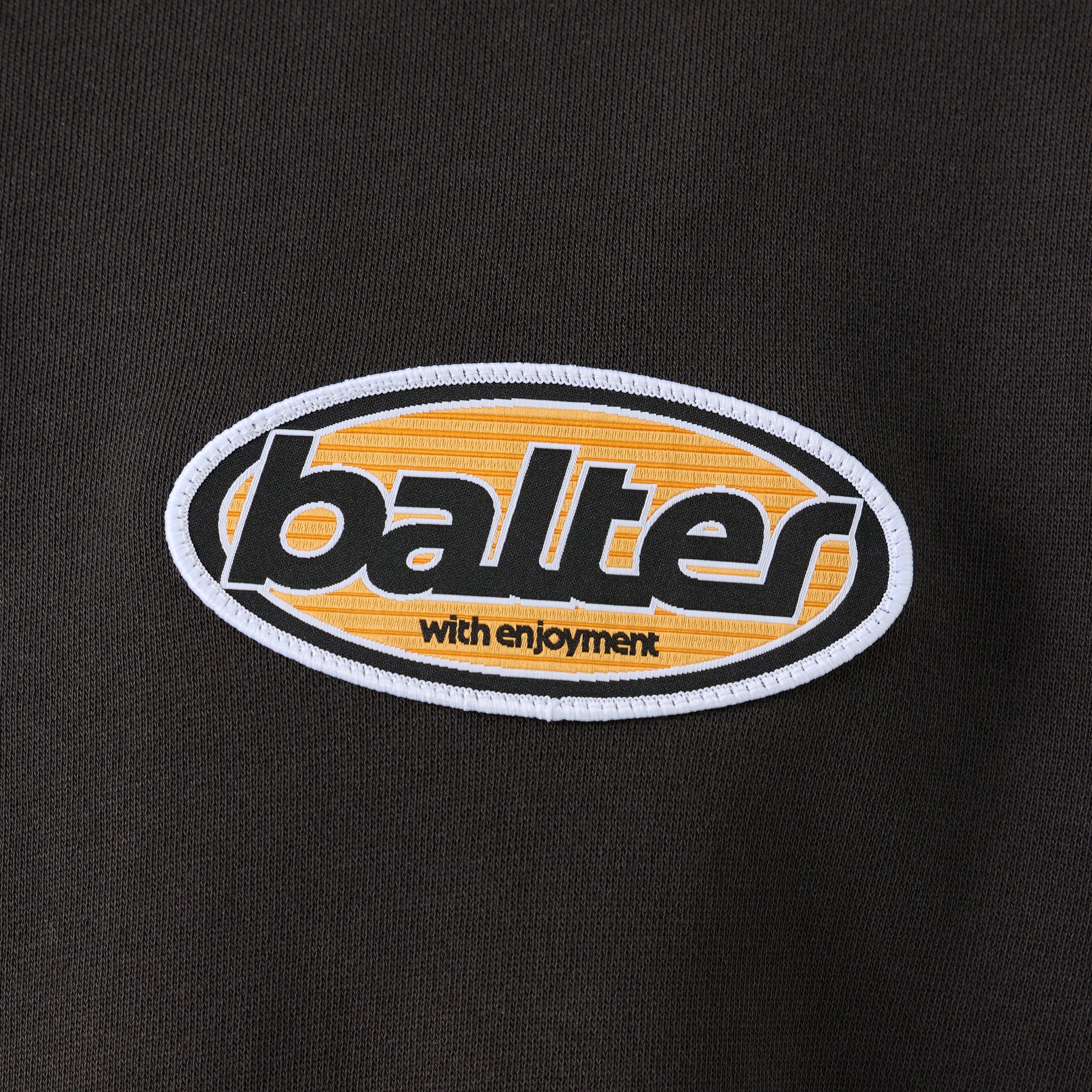 Now Pouring Half Zip Crew - Faded Black